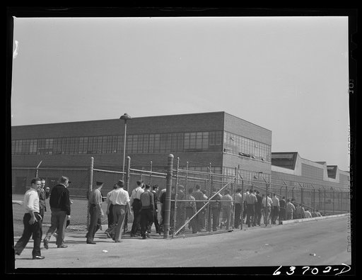 Untitled photo, possibly related to: Pay line of Hudson ordnance plant near Detroit, Michigan
