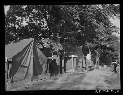Tents which rent for five dollars a week to defense workers at Edgewater Park near the Ford bomber plant at Ypsilanti, Michigan