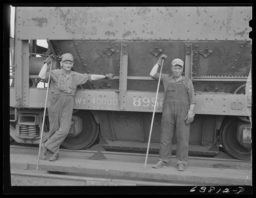 Ore punchers. Allouez, Wisconsin