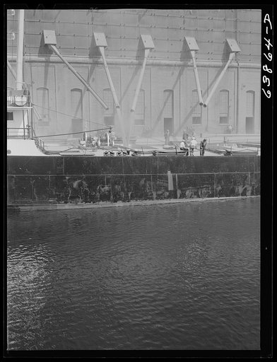 Untitled photo, possibly related to: Loading grain boat. Superior, Wisconsin