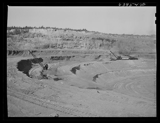 Mahoning pit. Hibbing, Minnesota