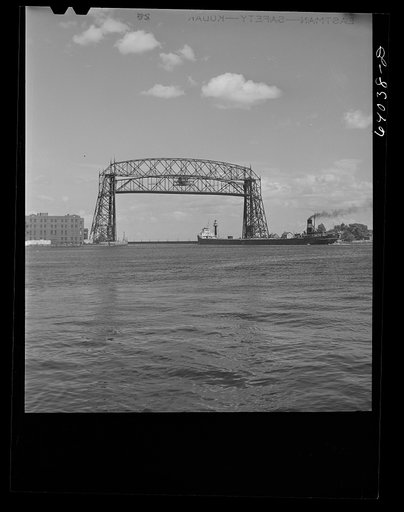 Aerial bridge. Duluth, Minnesota