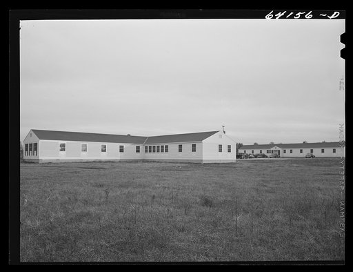 Untitled photo, possibly related to: Housing for defense workers. Aberdeen, Maryland