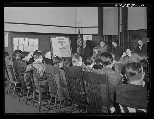 Portsmouth, Ohio. "Hams" (amateur radio operators) of Portsmouth and vicinity, meeting to organize for civilian defense