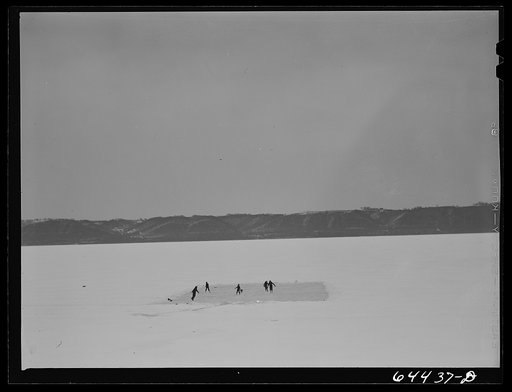 Lake City, Minnesota (vicinity). Skating on the Mississippi River