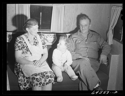 Burlington, Iowa. Acres unit of FSA (Farm Security Administration) camp. DeHolt family in their trailer for workers at Burlington ordnance plant