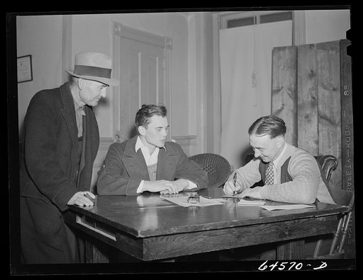 Glencoe, Minnesota. Selective Service registration for men twenty to forty-four not previously registered