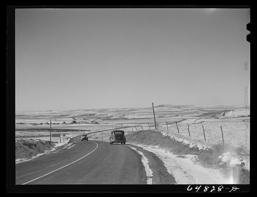 Highway leading into Bismark, North Dakota