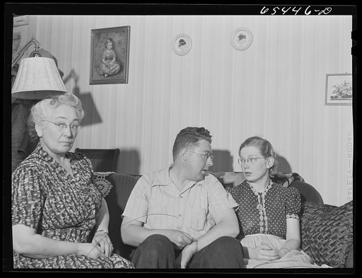 Wisdom, Montana. Mrs. Anson visiting her daughter and son-in-law, Mr. and Mrs. Len Smith