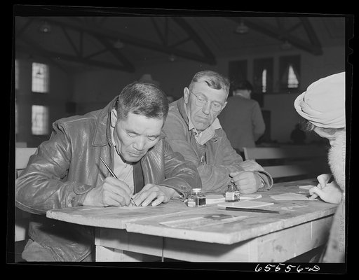 Idaho Falls, Idaho. Japanese resident registering in Selective Service registration for men forty-five to sixty-five