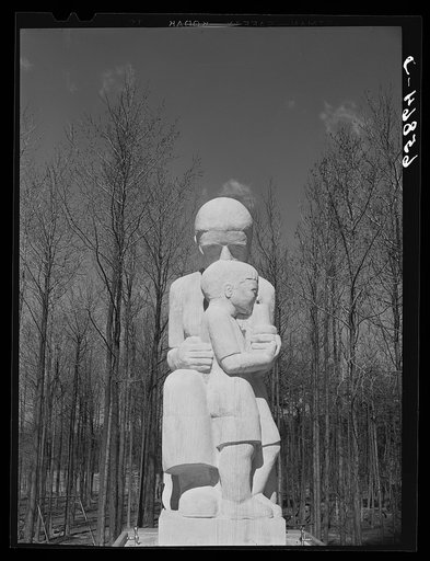 Greenbelt, Maryland. Statue by Lenore Thomas