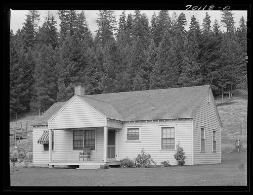 Untitled photo, possibly related to: Farmsteads on Boundary Farms, FSA (Farm Security Administration) project. Boundary County, Idaho