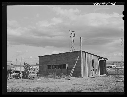Barn facilities of FSA (Farm Security Administration) rehabiliation borrower who rents from Indians in Yakima County, Washington