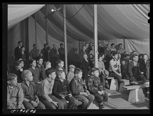 Audience at amateur night at the FSA (Farm Security Administration) mobile camp for migratory farm workers. Odell, Oregon