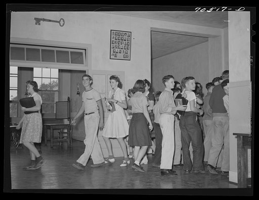 High school boys and girls. Hermiston, Oregon