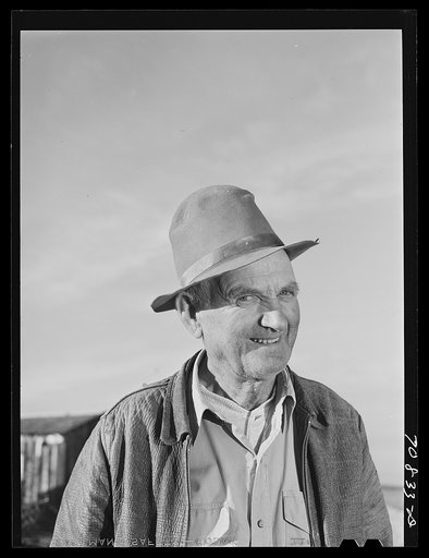 Farmer, Black Canyon Project. Canyon County, Idaho
