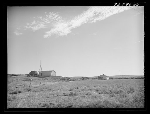 Untitled photo, possibly related to: Farmstead on Black Canyon Project. Canyon County, Idaho