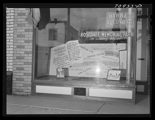 Display advertising cemetery. Payette, Idaho