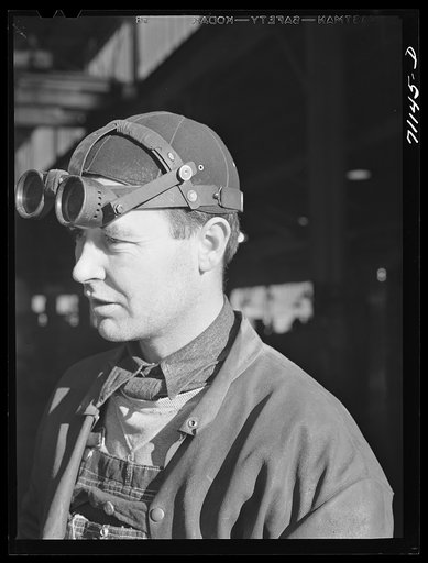 Welder. Shasta Dam, Shasta County, California