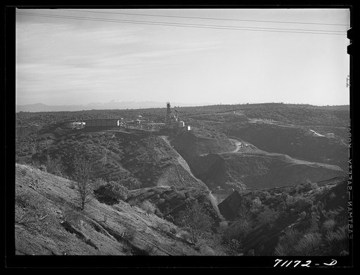 Untitled photo, possibly related to: Shasta Dam construction. Shasta County, California