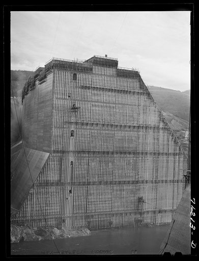 Untitled photo, possibly related to: Shasta Dam under construction. Shasta County, California