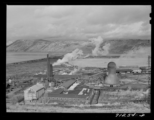 Sawmill. Klamath County, Oregon