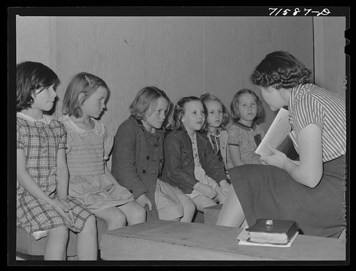 Woodville, California. FSA (Farm Security Administration) farm workers' community. Sunday school class
