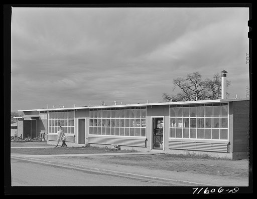 Woodville, California. FSA (Farm Security Administration) farm workers' community. Laundry building