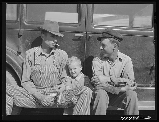 Woodville, California. FSA (Farm Security Administration) farm workers' community. Agricultural workers
