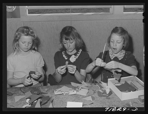 Woodville, California. FSA (Farm Security Administration) farm workers' community. Schoolchildren