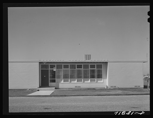 Woodville, California. FSA (Farm Security Administration) farm workers' community. Health center