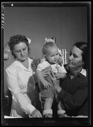 Eleven Mile Corner, Arizona. Well baby clinic of the Cairns General Hospital