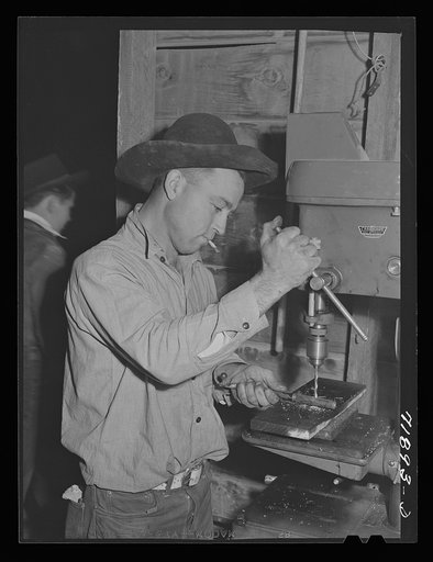 Pinal County, Arizona. Defense training project, U.S. Department of Education. The welding school