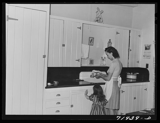 Phoenix, Arizona. Camelback Farms, FSA (Farm Security Administration) project. The kitchen of a house
