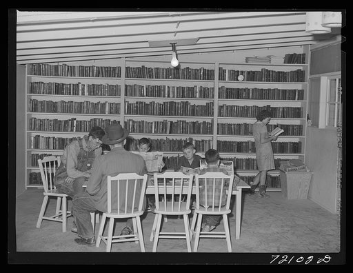In the library of the FSA (Farm Security Administration) farm families community. Yuma, Arizona