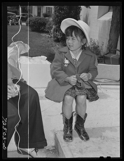 Salinas, California. Japanese-American child headed for reception center