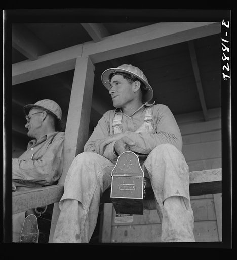 Shasta Dam, Shasta County, California. Workman