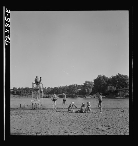 Redding, California. A free municipal beach on the Sacramento River