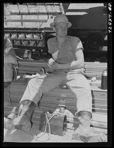 Shasta Dam, Shasta County, California. Workman