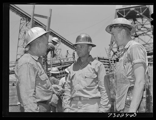 Shasta Dam, Shasta County, California. Workmen