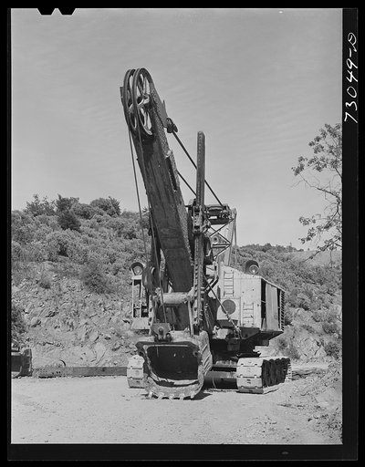 Shasta Dam, Shasta County, California. Steam shovel