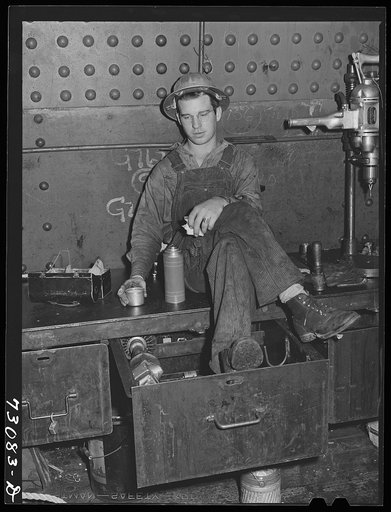 Shasta Dam, Shasta County, California. Workman