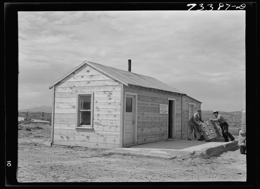 Seneca, Oregon. Ore purchasing depot of the metal reserve company