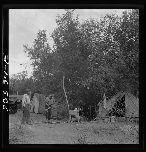 Untitled photo, possibly related to: Grant County, Oregon. Mining prospectors' camp