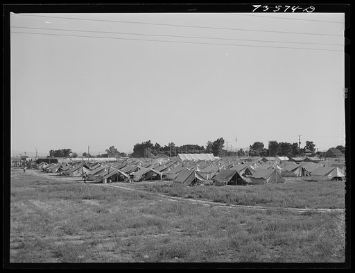 Nyssa, Oregon. FSA (Farm Security Administration) mobile camp now inhabited by Japanese-Americans who volunteered to do farm work. The U.S. Employment Service and the local sugar beet companies made agreements as to wages, working conditions, transportation, recreational facilities and medical care