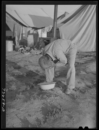 Nyssa, Oregon. FSA (Farm Security Administration) mobile camp. Japanese-American farm worker