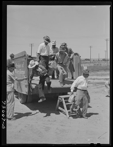 Nyssa, Oregon. FSA (Farm Security Administration) mobile camp. Sugar beet companies furnish transportation to town for Japanese-American farm workers
