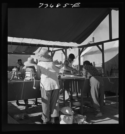 Untitled photo, possibly related to: Nyssa, Oregon. FSA (Farm Security Administration) mobile camp. Laundry room
