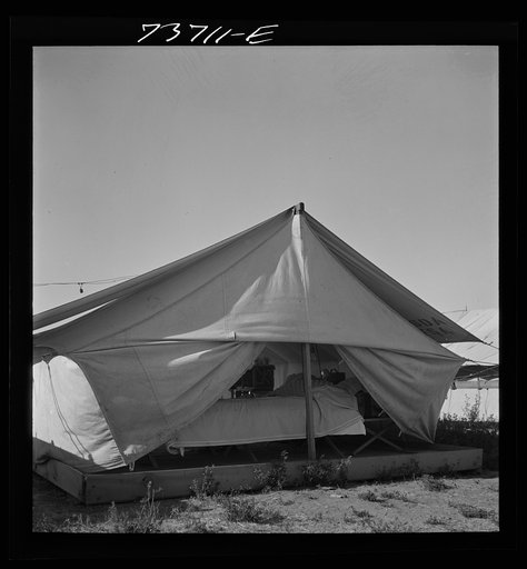 Nyssa, Oregon. FSA (Farm Security Administration) mobile camp. Tent home of Japanese-Americans living at the camp
