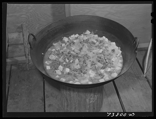 Shelley, Idaho. FSA (Farm Security Administration) mobile camp. Pan of food for the mess hall of the Japanese at the camp